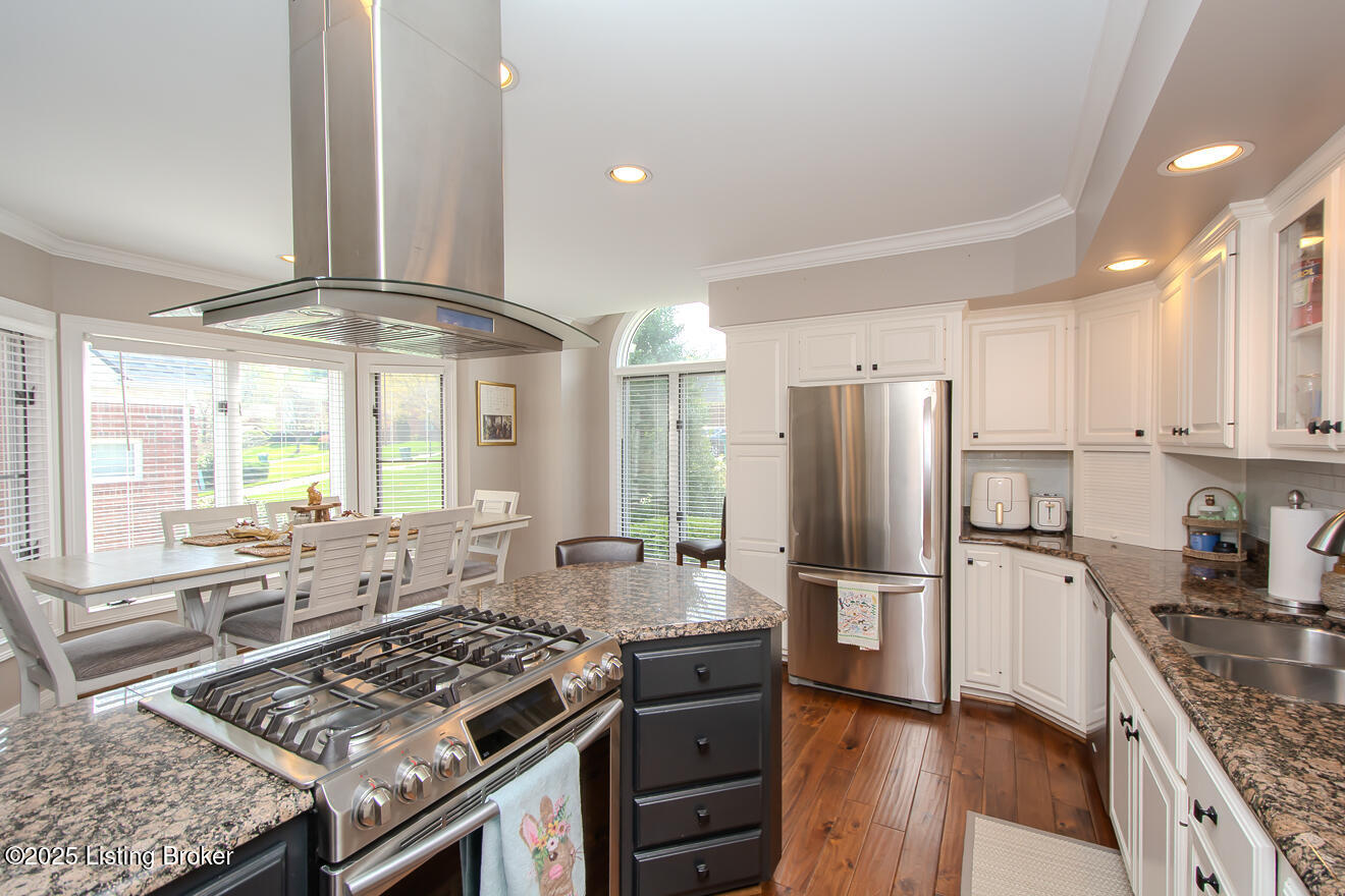 1102 Lodge Hill Road Louisville, KY 40223 - Photo 6 of 71 LodgeHill-25