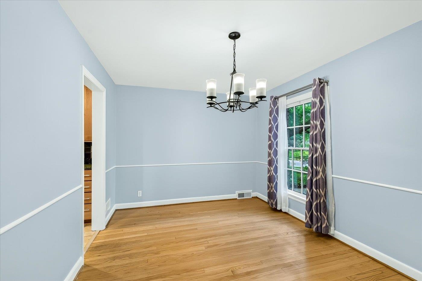 4186 Nakoma Road Madison, WI 53711 - Photo 9 of 42