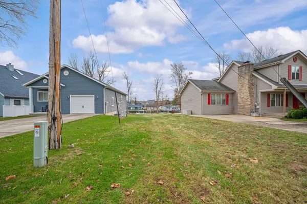 $699,000 | 5036 Shoreview Drive, Coloma, MI 49038