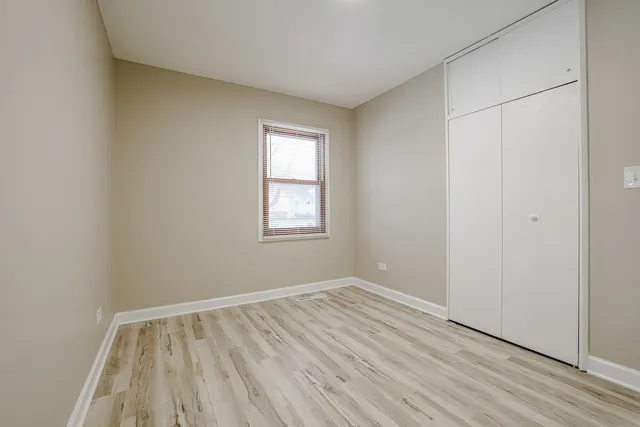 $314,900 | 311 West Kennedy Drive, Streamwood, IL 60107