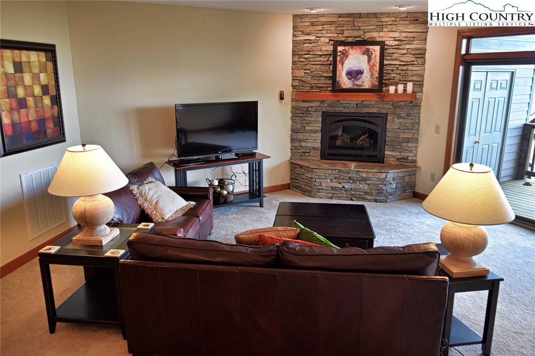 143 Wildflower Ridge, Unit 17D Sugar Mountain, NC 28604 - Photo 9 of 24