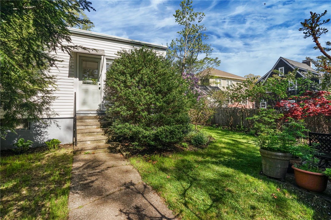 150 Ridge Street Pawtucket, RI 02860 - Photo 42 of 45
