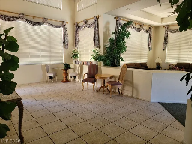 $1,437 | 1050 East Cactus Avenue, Unit 1015, Las Vegas, NV 89183