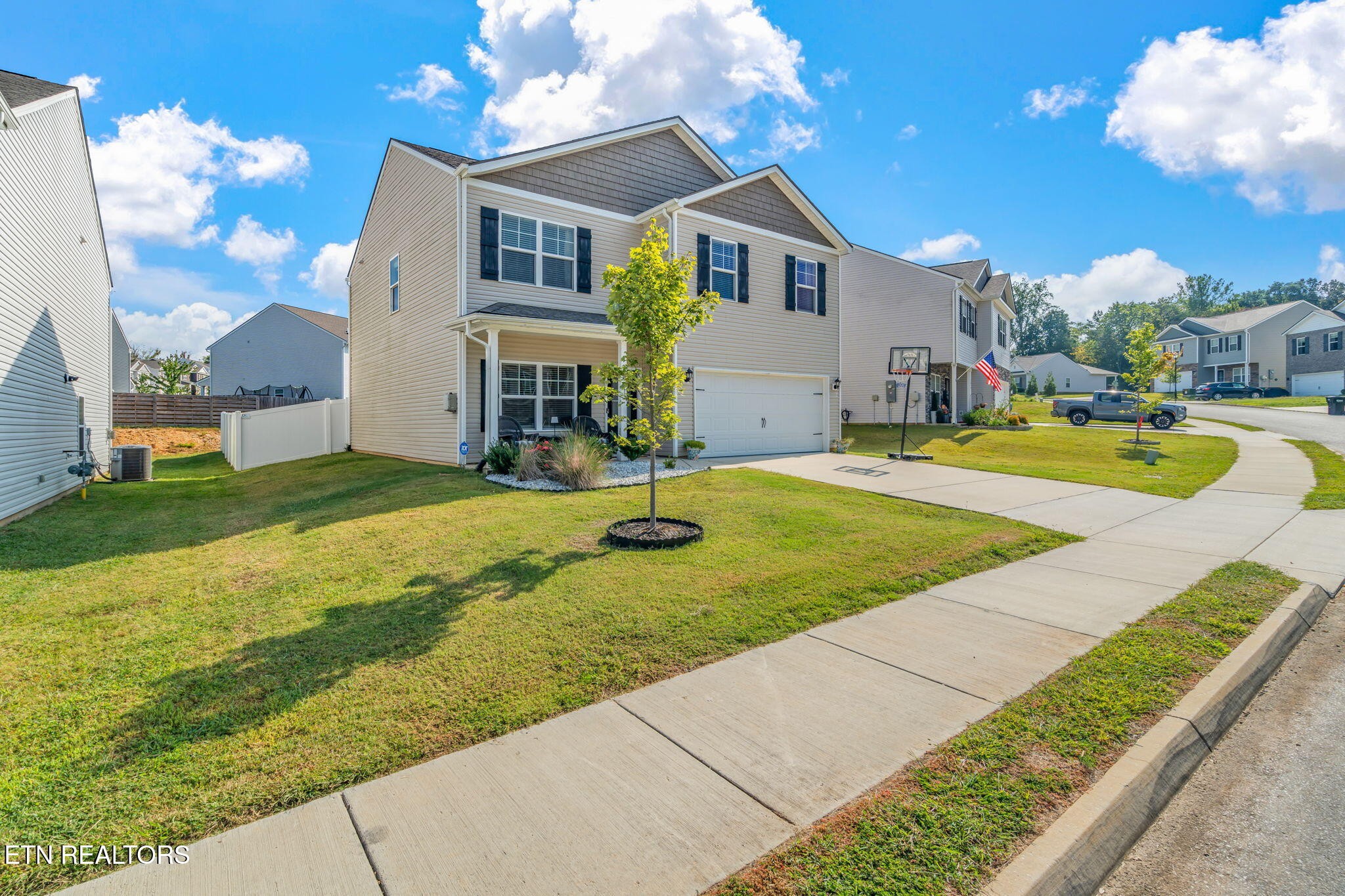 2831 Red Barn Road Knoxville, TN 37931 - Photo 4 of 41 Gallery Image 4