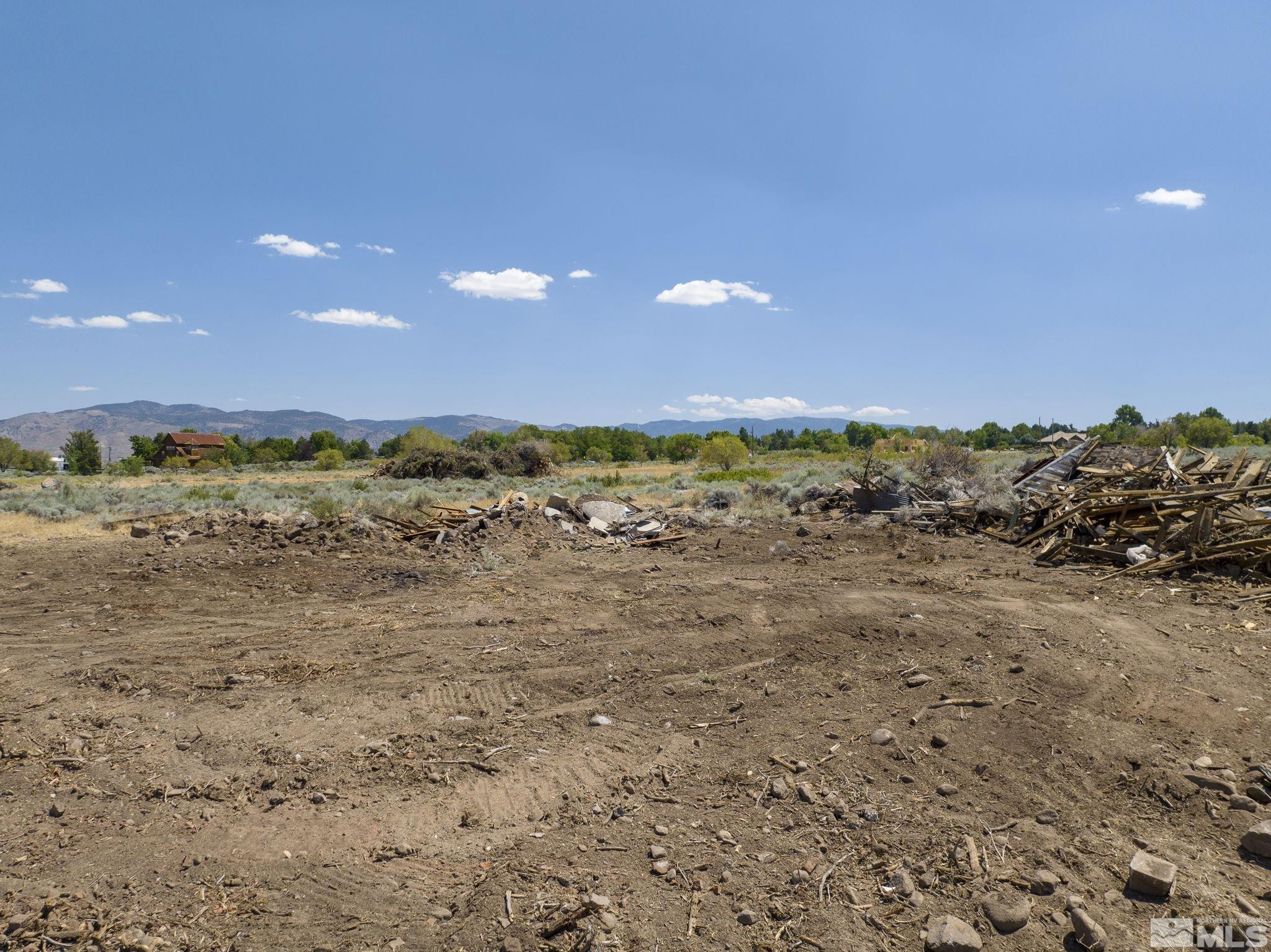 21 Glenhaven Drive, Unit 6 Reno, NV 89511 - Photo 7 of 14 a view of an ocean beach and mountain