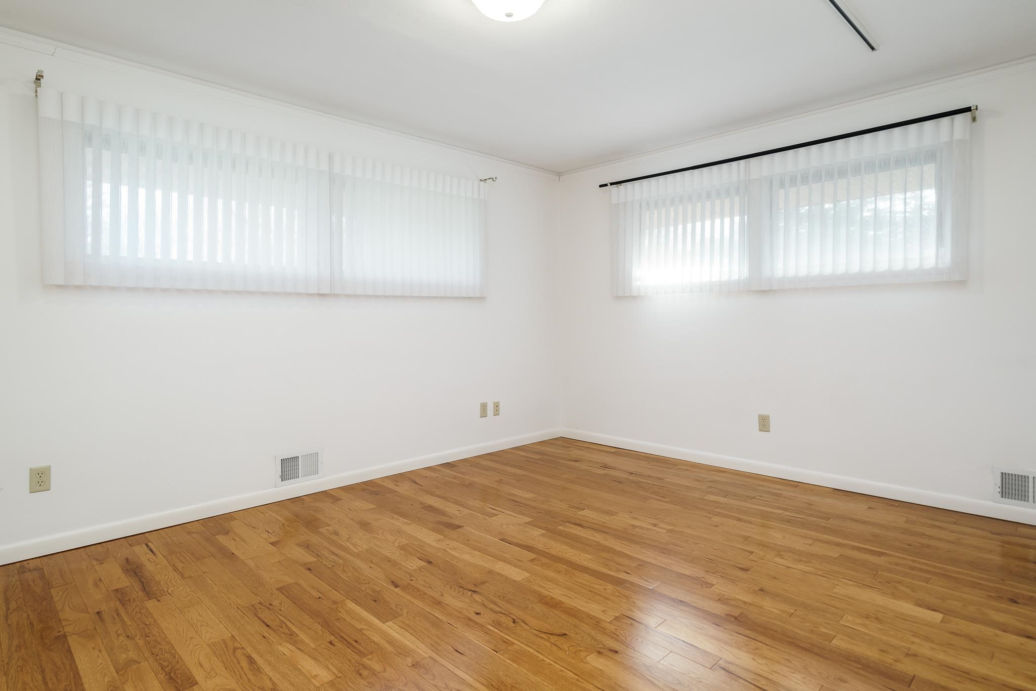 2510 Harris Road Rockford, IL 61107 - Photo 22 of 40 Gallery Image 22