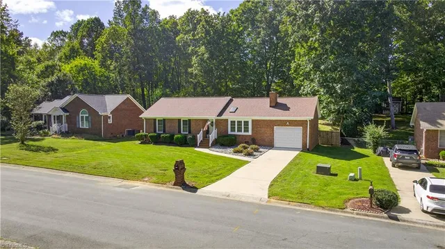 $365,000 | 1224 Skyview Drive, Mebane, NC 27302