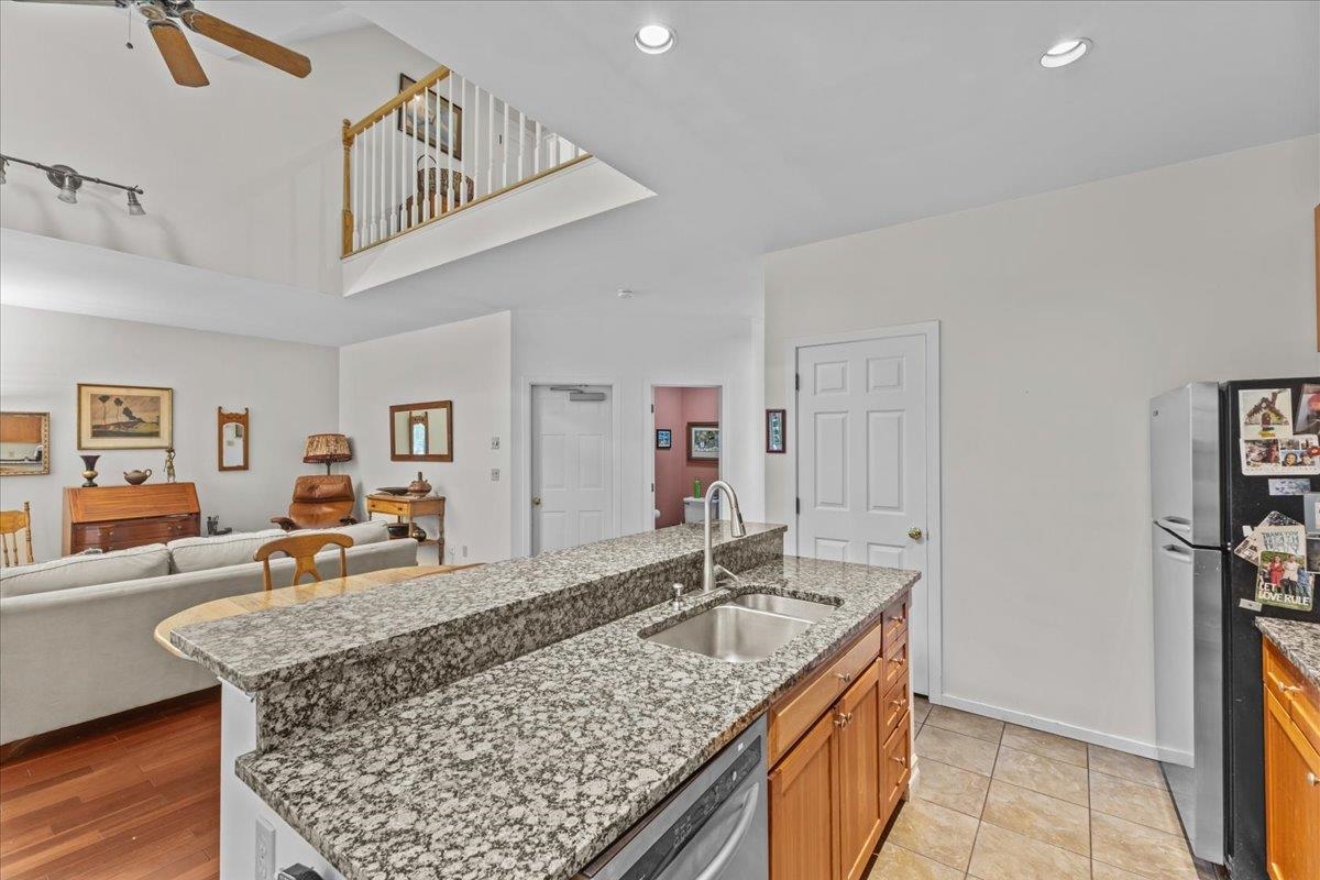 30 Eastman Farm Road, Unit 30 Burlington, VT 05408 - Photo 13 of 40