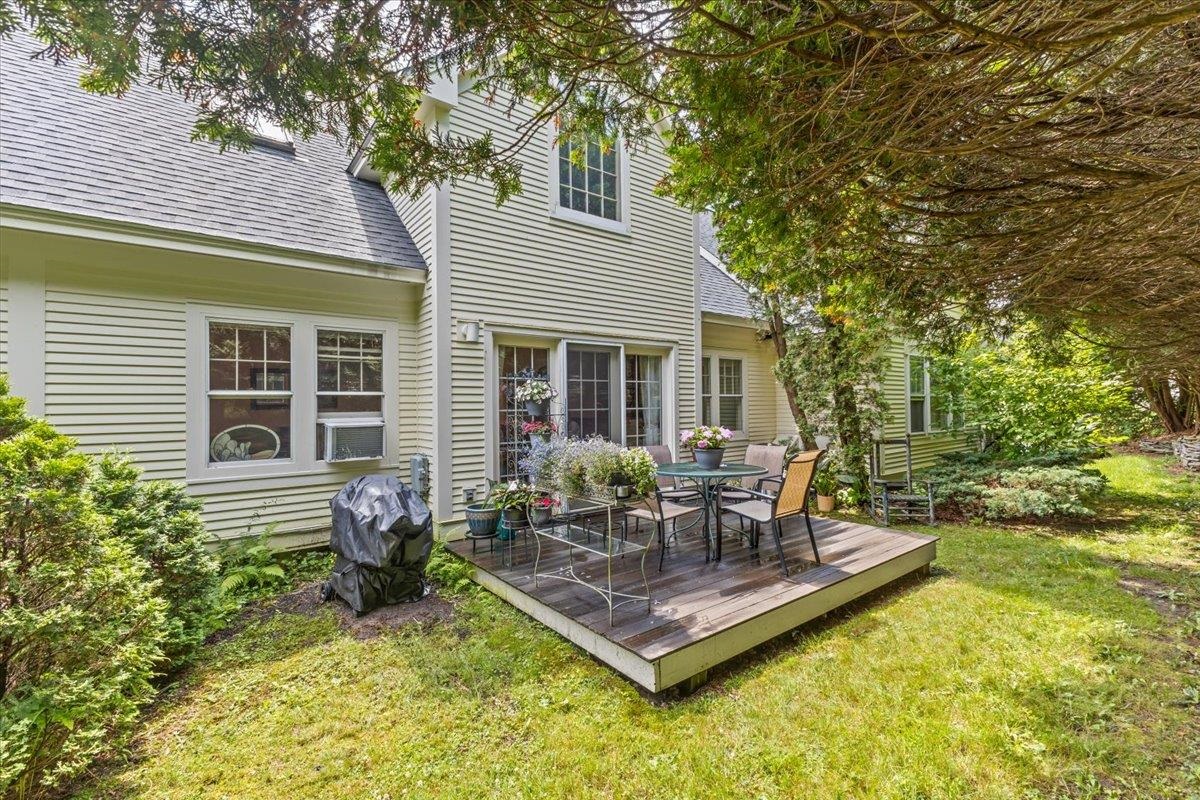 30 Eastman Farm Road, Unit 30 Burlington, VT 05408 - Photo 2 of 40