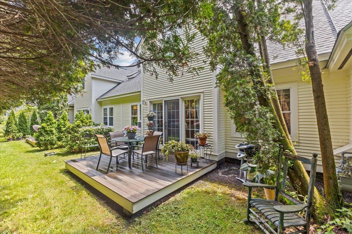 30 Eastman Farm Road, Unit 30 Burlington, VT 05408 - Photo 3 of 40