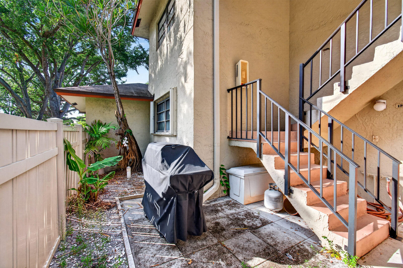 3951 Northeast 19th Road, Unit 1701 Pompano Beach, FL 33064 - Photo 72 of 82 DSC_6796