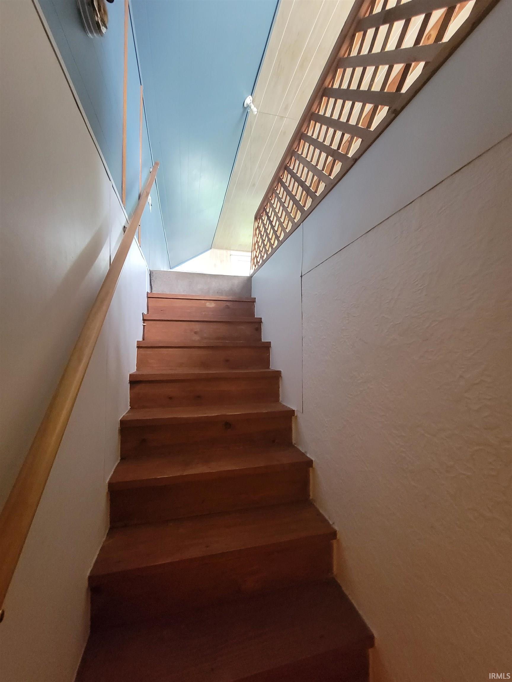 109 East Oak Street Butler, IN 46721 - Photo 16 of 20 Gallery Image 16