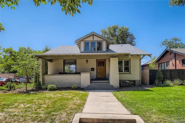 $4,300 | 2305 Hudson Street, Denver, CO 80207