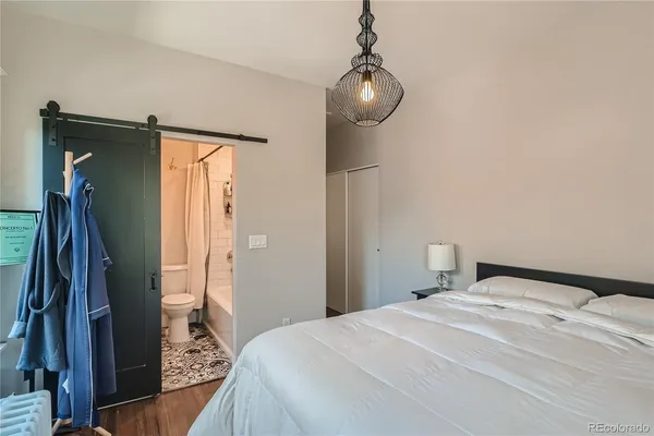 $4,300 | 2305 Hudson Street, Denver, CO 80207