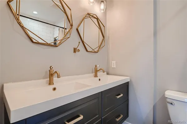 $4,300 | 2305 Hudson Street, Denver, CO 80207