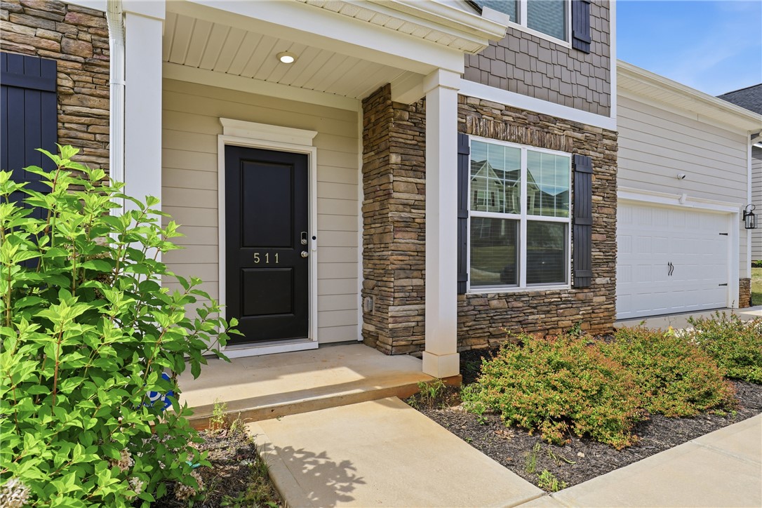 511 Willowbrook Road Easley, SC 29642 - Photo 11 of 46