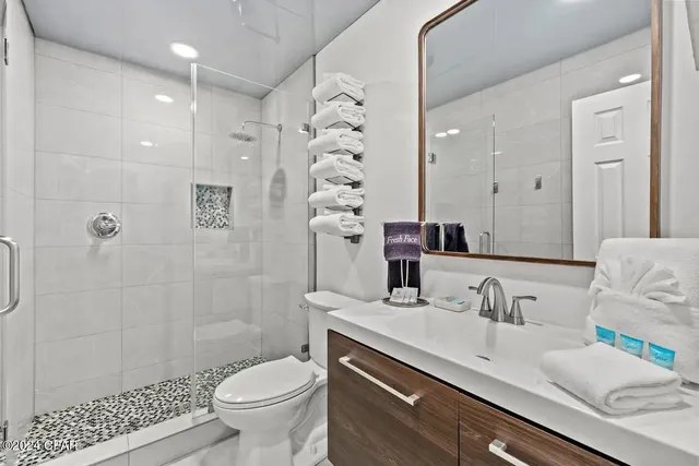 $1,875 | 7904 Surf Drive, Unit 19, Panama City Beach, FL 32408