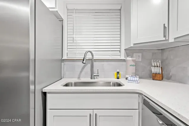 $1,875 | 7904 Surf Drive, Unit 19, Panama City Beach, FL 32408