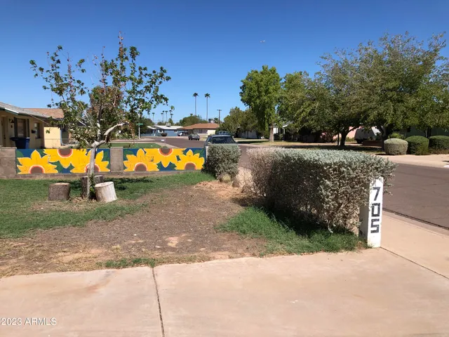 $2,145 | 705 West 16th Street, Tempe, AZ 85281