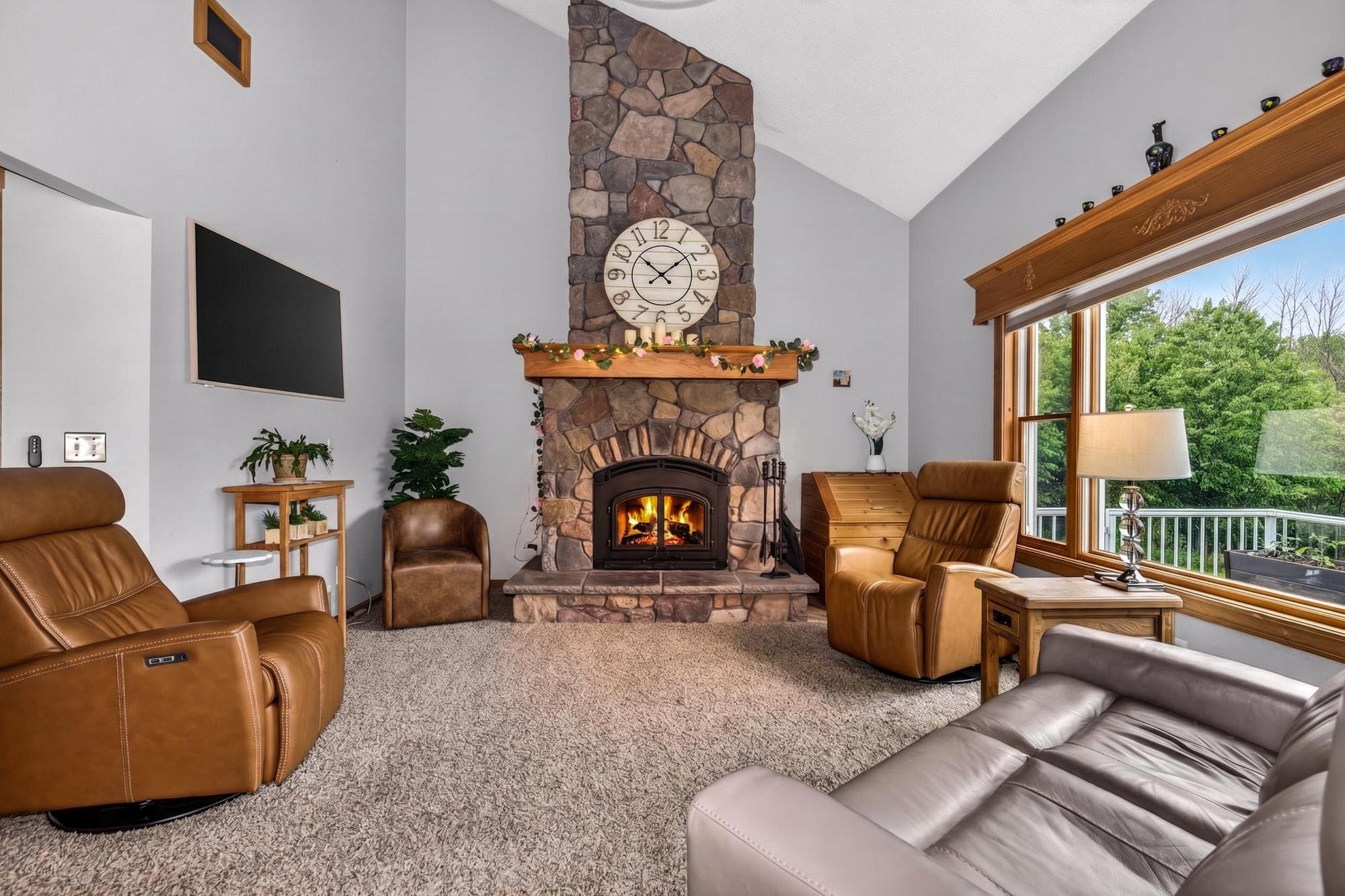 5601 W Baldovin Road Hurley, WI 54534 - Photo 9 of 40 Gallery Image 9