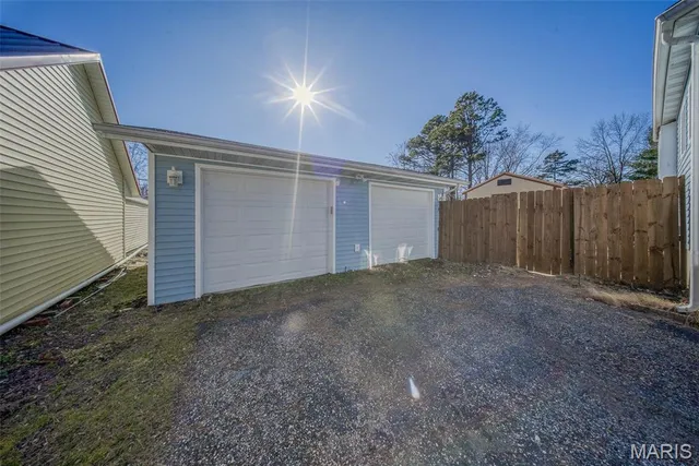 $229,900 | 114 Cartall Street, St. James, MO 65559