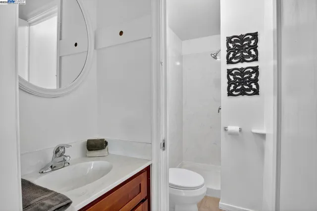 $1,200,000 | 464 Kenilworth Avenue, San Leandro, CA 94577