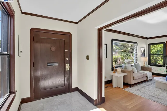 $1,200,000 | 464 Kenilworth Avenue, San Leandro, CA 94577