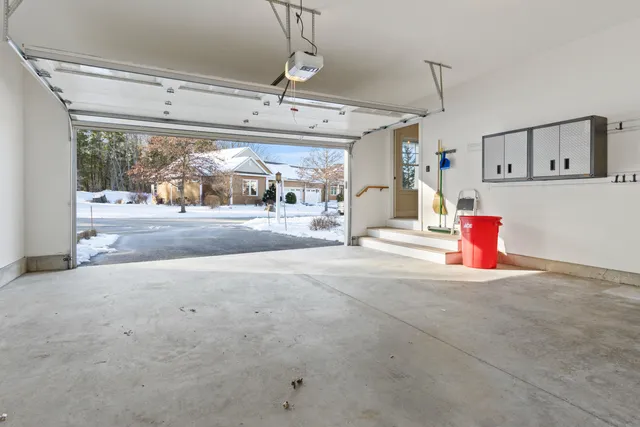 $1,200,000 | 6 Dipper Road, Unit 27, Cape Elizabeth, ME 04107