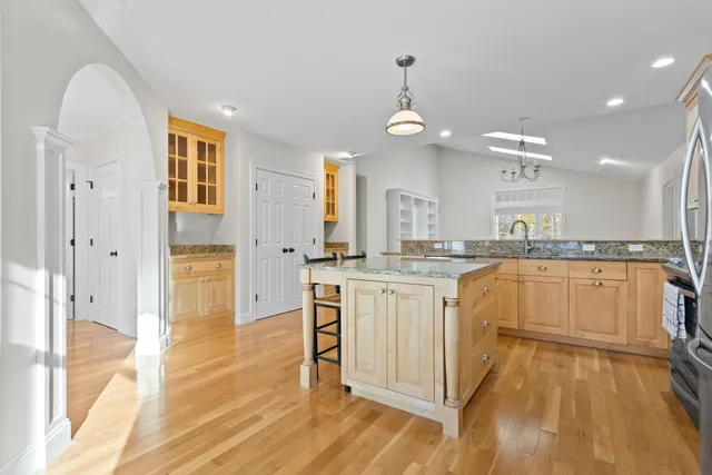 $1,200,000 | 6 Dipper Road, Unit 27, Cape Elizabeth, ME 04107