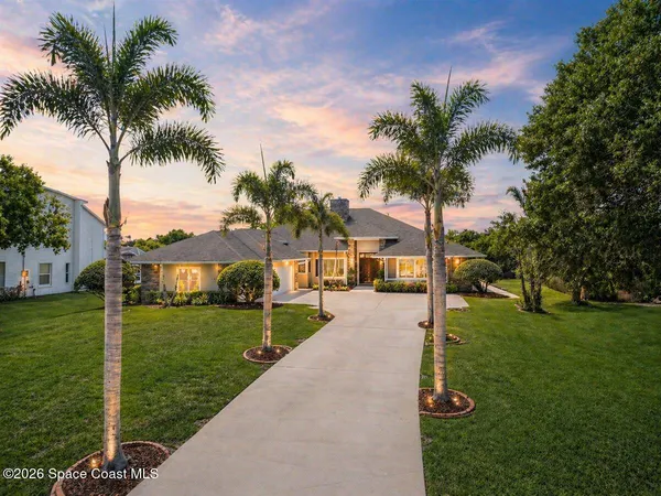 $1,195,000 | 3706 Secluded Oak Court, Melbourne, FL 32934