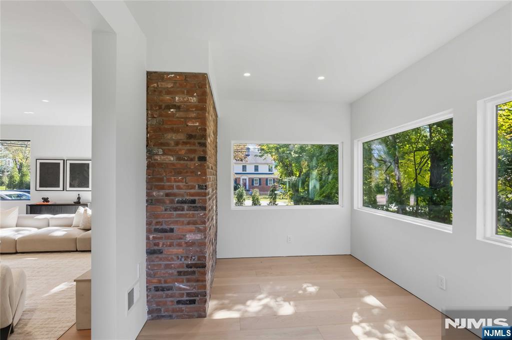 589 Piermont Road Demarest, NJ 07627 - Photo 14 of 41 Gallery Image 14