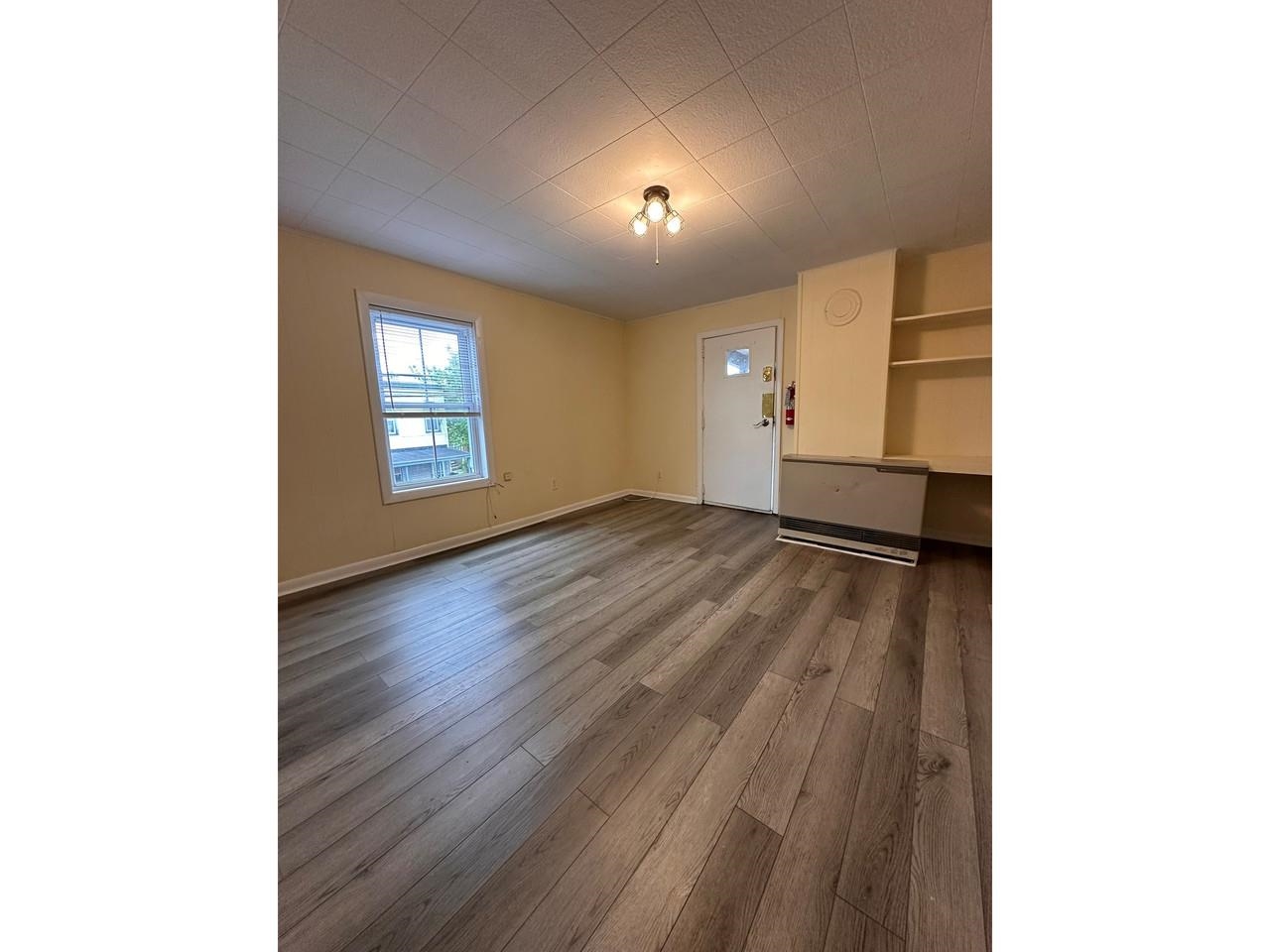 87 Spring Street Burlington, VT 05401 - Photo 8 of 34