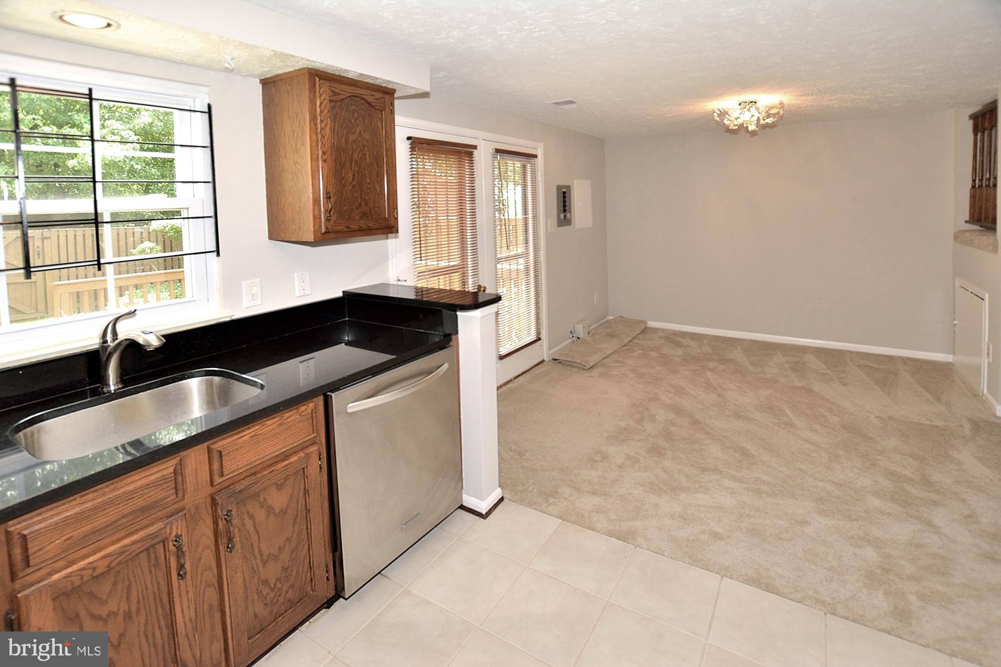 7475 Lone Star Road Lorton, VA 22079 - Photo 7 of 22 Gallery Image 7