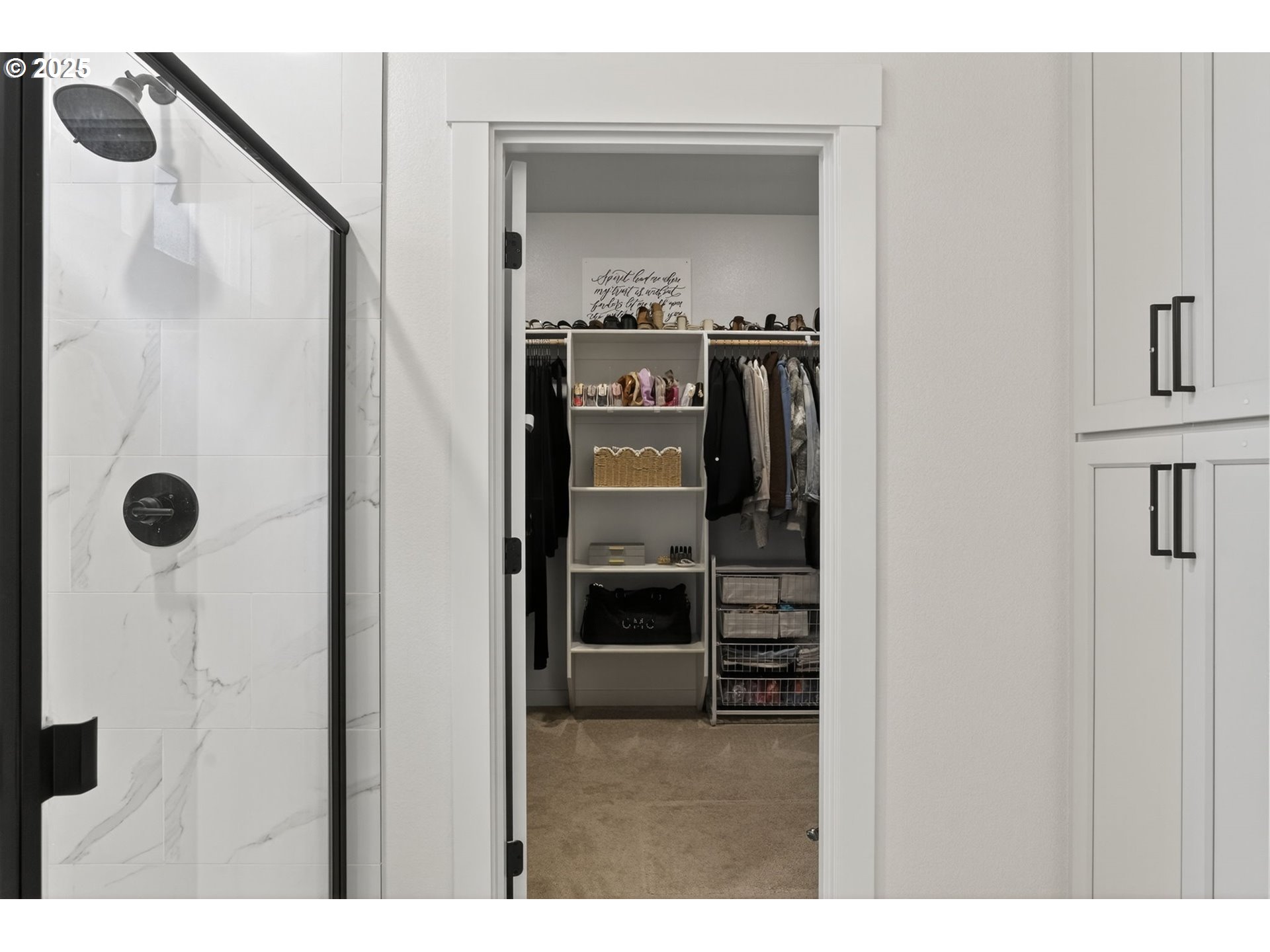 826 Southeast 37th Street Battle Ground, WA 98604 - Photo 22 of 39 Attached Bathroom #1