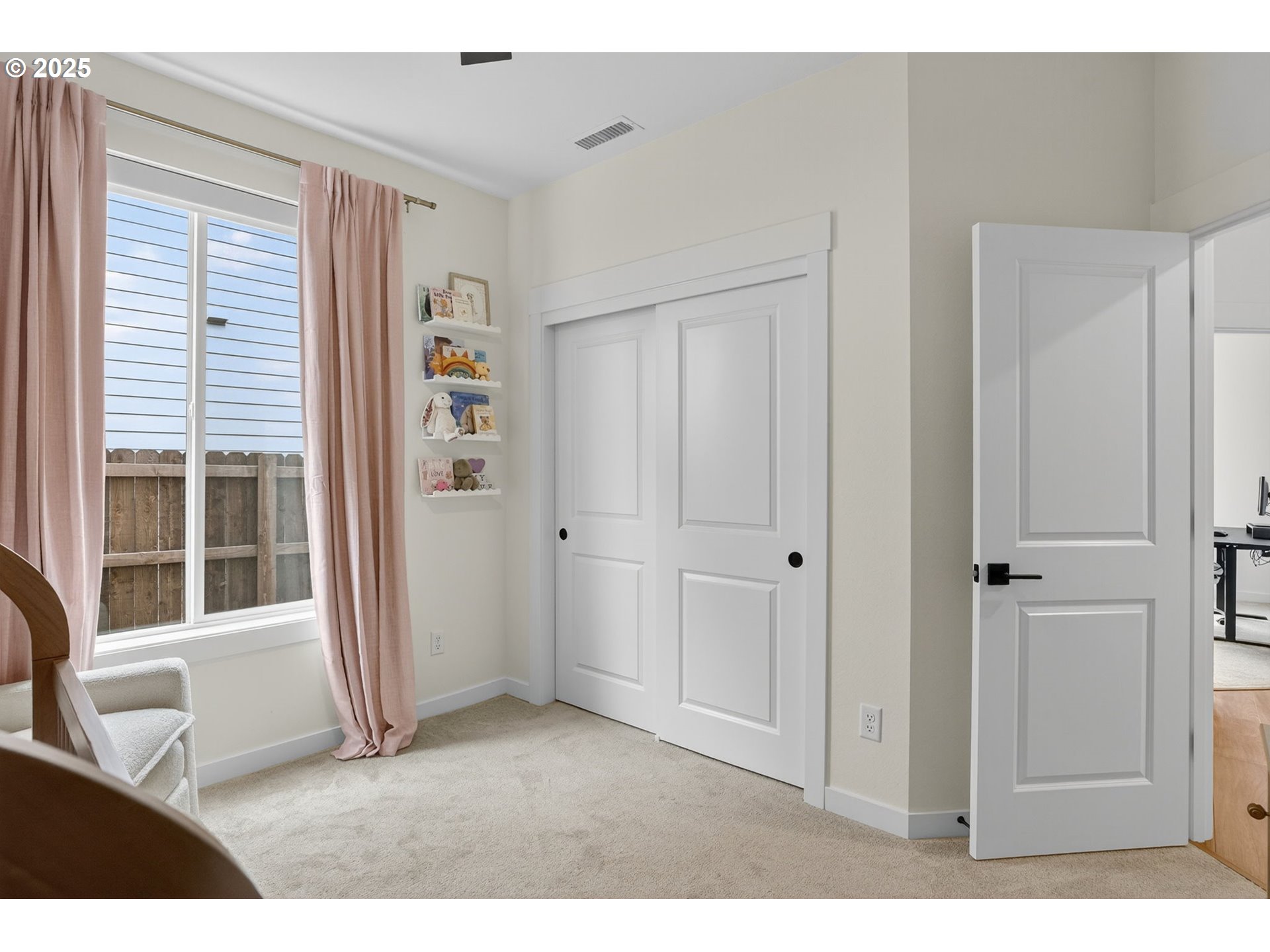 826 Southeast 37th Street Battle Ground, WA 98604 - Photo 29 of 39 Bedroom