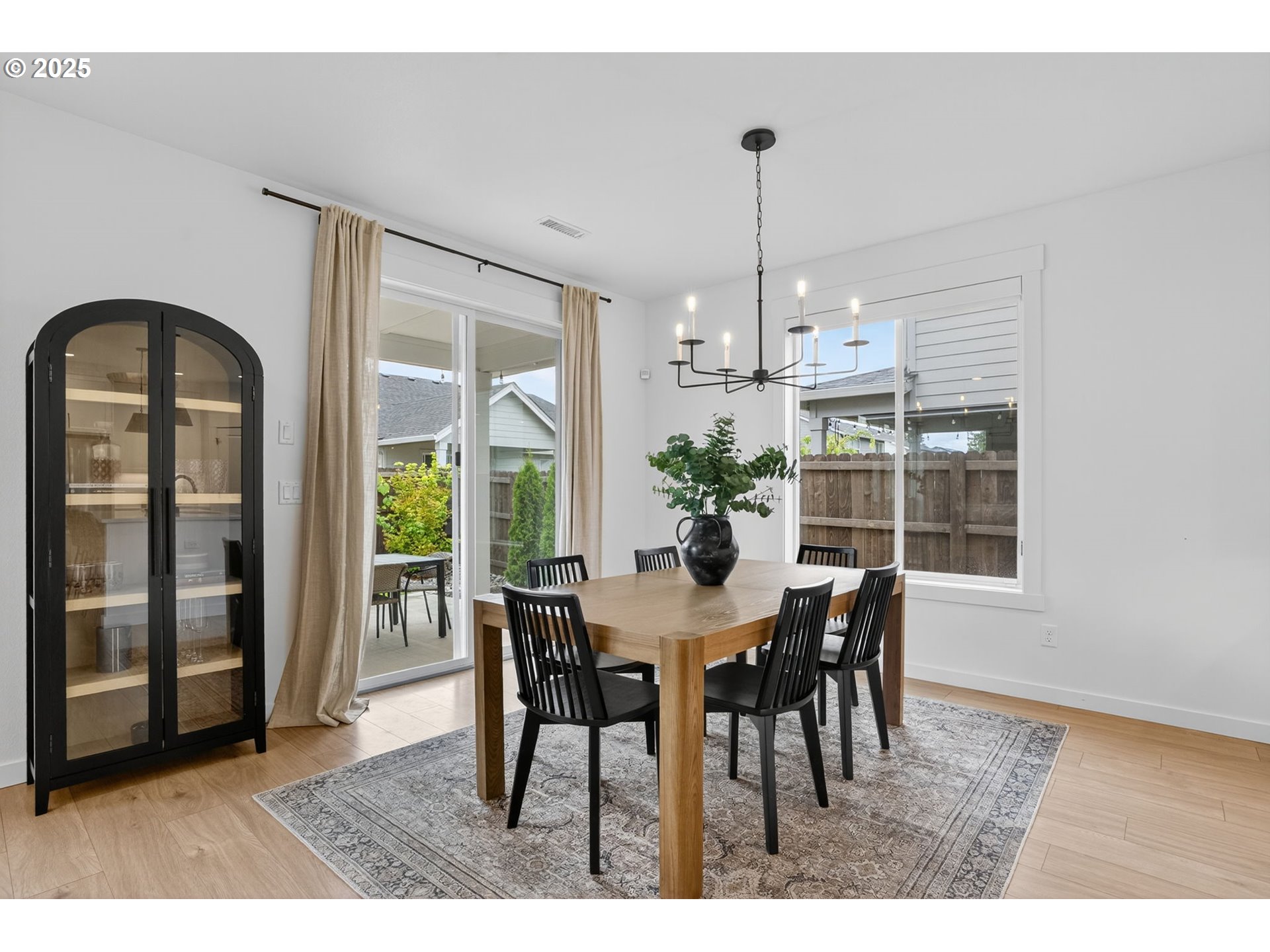 826 Southeast 37th Street Battle Ground, WA 98604 - Photo 7 of 39 Dining Room