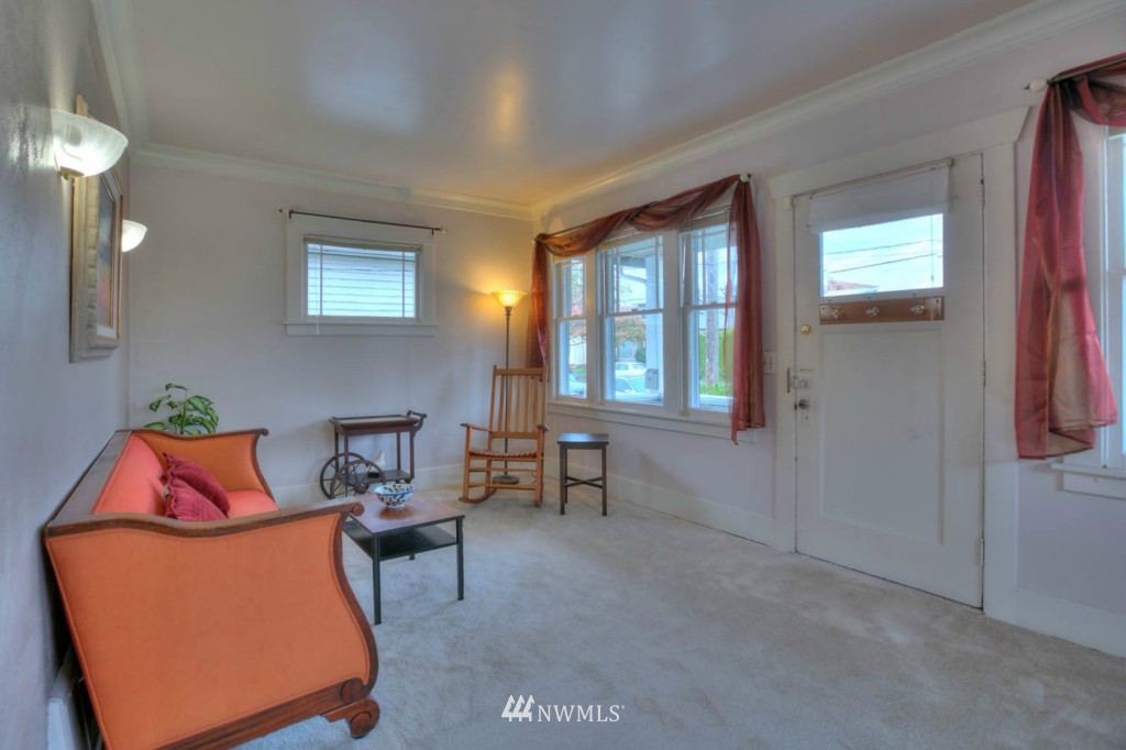 539 Morris Avenue South Renton, WA 98057 - Photo 4 of 16