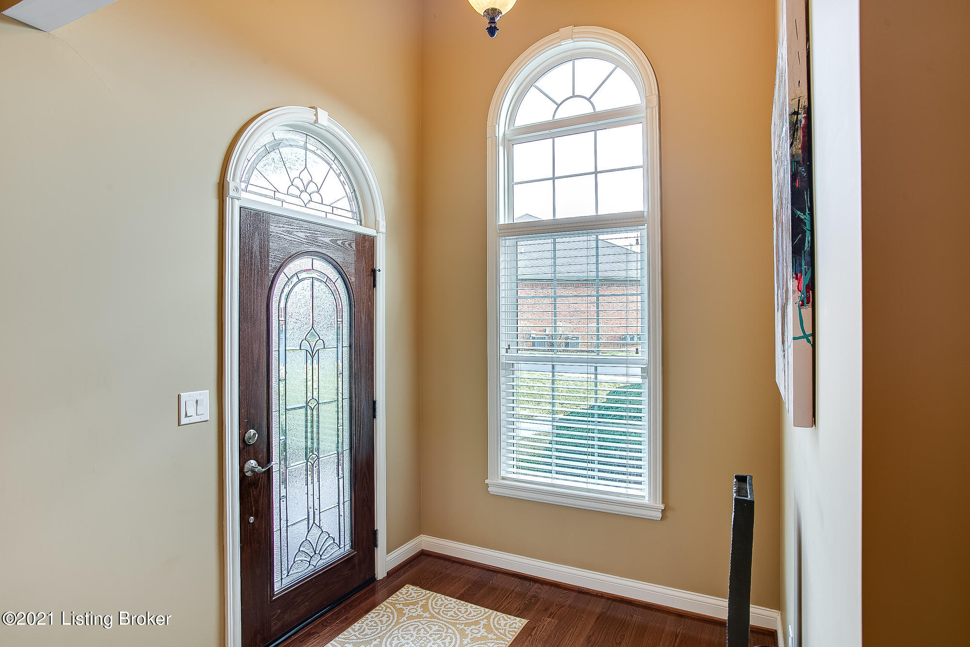10716 Riva Road Louisville, KY 40223 - Photo 4 of 44 10716 Riva Rd-16