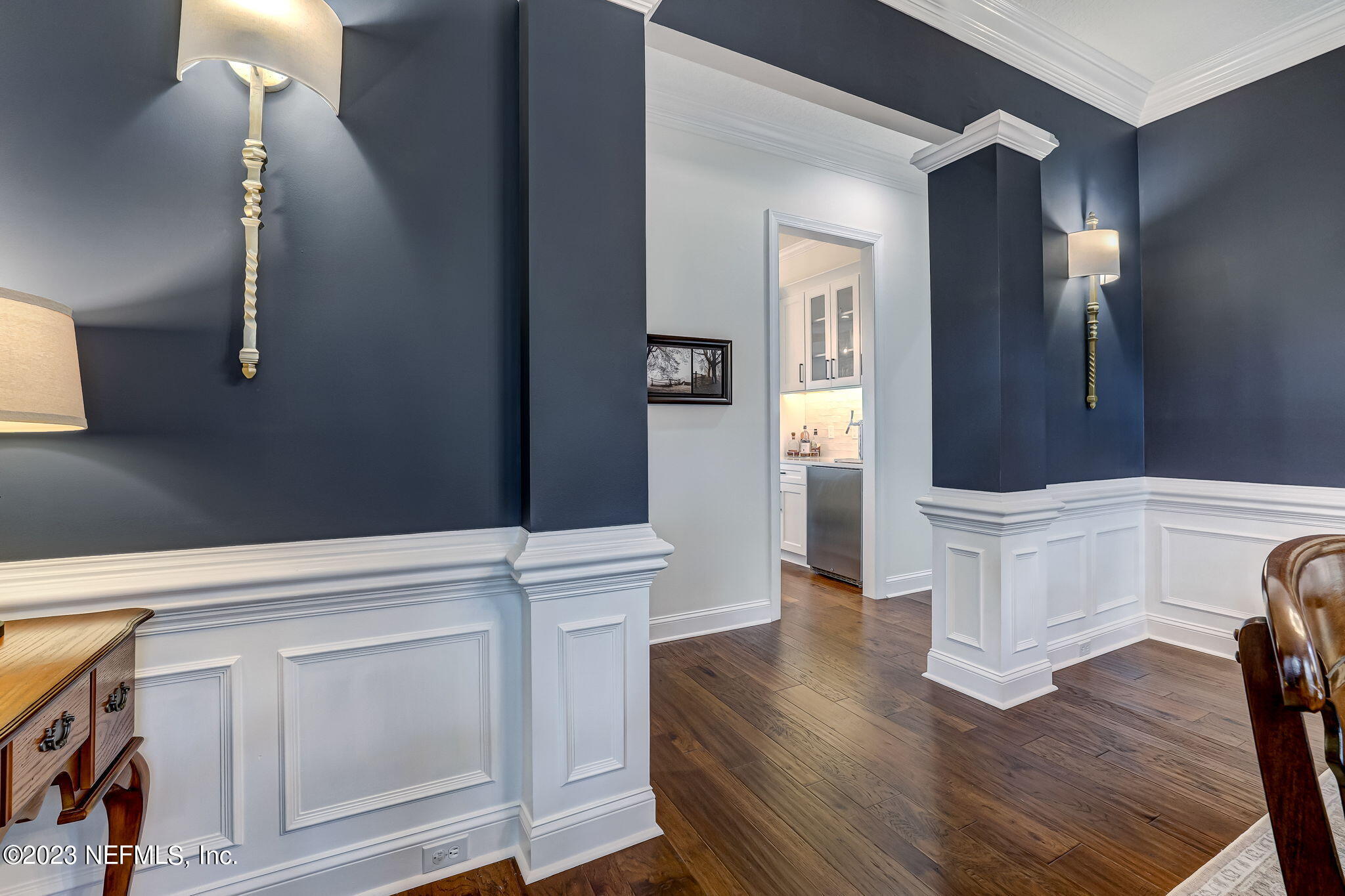 2011 Salt Myrtle Lane Fleming Island, FL 32003 - Photo 15 of 124 Wainscoting and Sconce Lighting