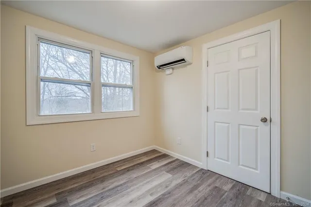 $2,300 | 33 Muir Terrace, Southington, CT 06489