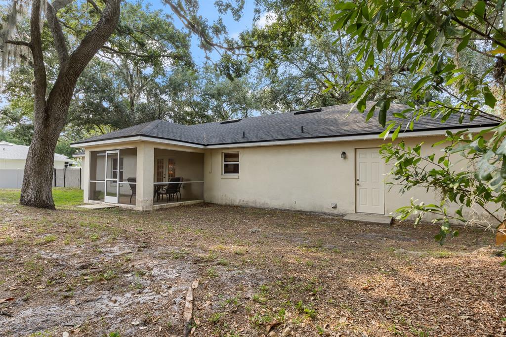 920 Hicks Road Lakeland, FL 33813 - Photo 28 of 30 Gallery Image 28