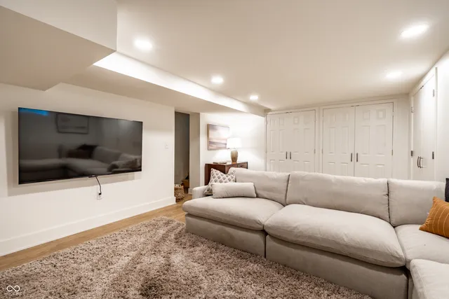 $622,500 | 5681 Winthrop Avenue, Indianapolis, IN 46220