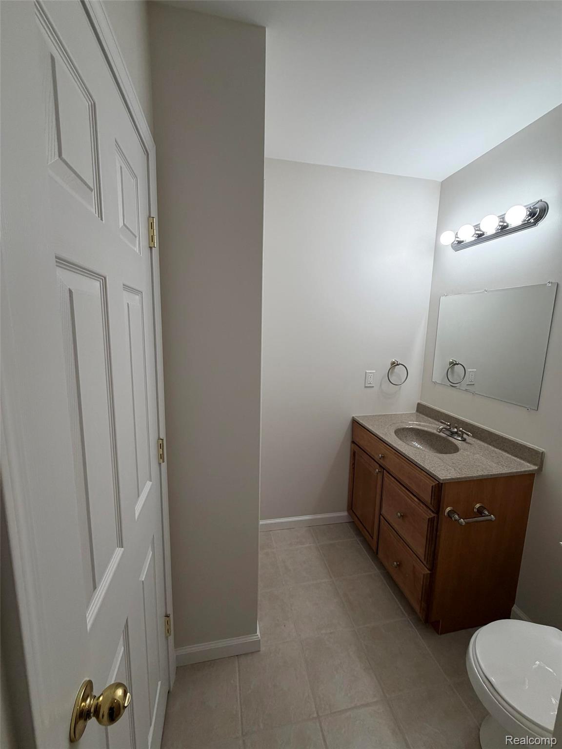 1143 Brewster Road Rochester, MI 48306 - Photo 22 of 35 022_beyc6a1efa7d57d2e.jpg