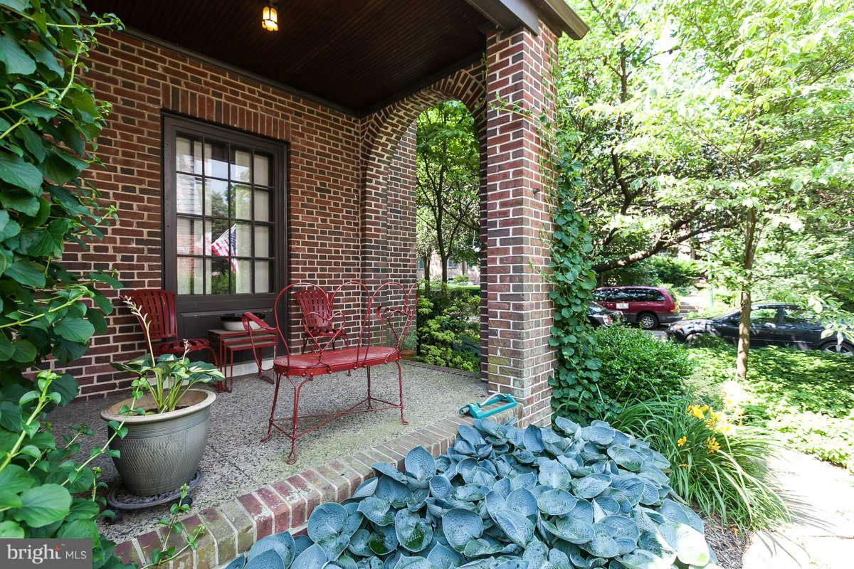 4423 Wickford Road Baltimore, MD 21210 - Photo 3 of 30 Exterior Front