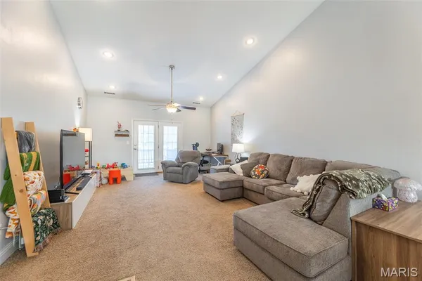 $256,000 | 268 Redhead Lane, Poplar Bluff, MO 63901