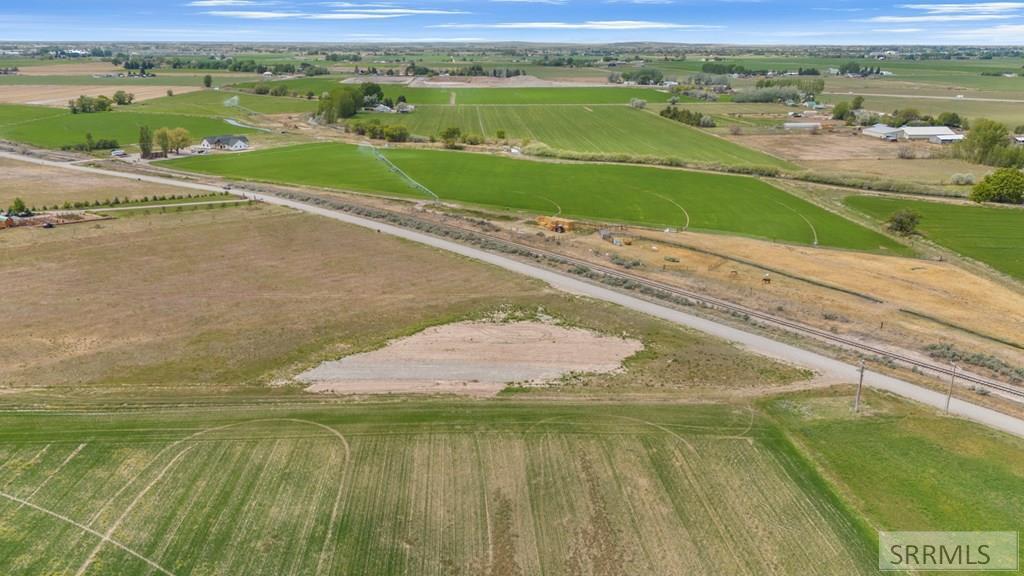 6480 North Foothill Road Idaho Falls, ID 83401 - Photo 1 of 17 Main View