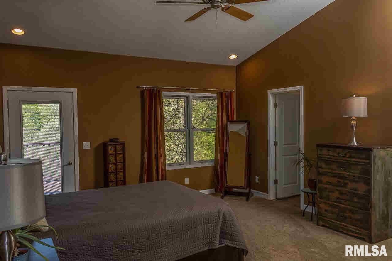 27019 Ebenezer Road Geneseo, IL 61254 - Photo 18 of 24