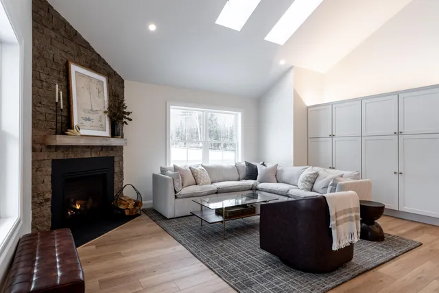 $659,000 | 4 Daybreak Lane, Unit 19, Windham, ME 04062