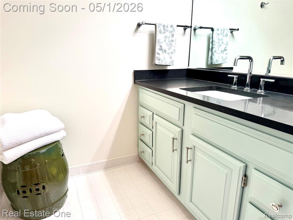 760 East Snell Road Rochester, MI 48306 - Photo 29 of 41 Gallery Image 29