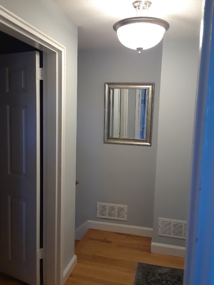 88 Merrow Street Manchester, NH 03104 - Photo 8 of 21 Gallery Image 8